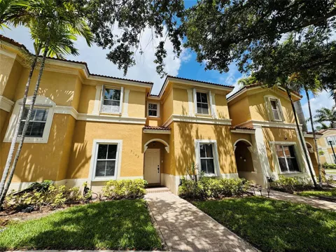 3142 SW 129th Way #156