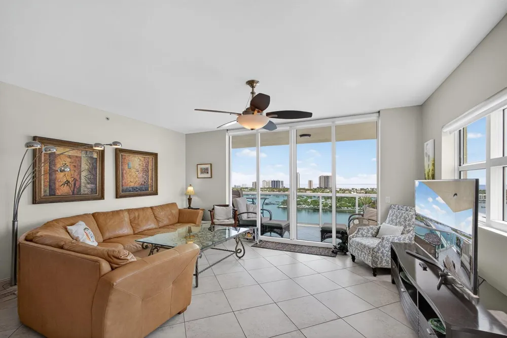 2640 Lake Shore Drive #1716 Riviera Beach, FL 33404