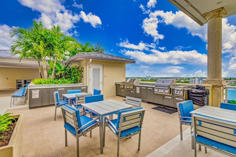 2640 Lake Shore Drive #1716 Riviera Beach, FL 33404