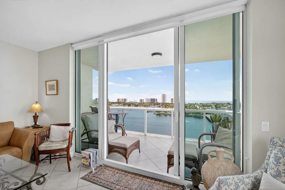 2640 Lake Shore Drive #1716 Riviera Beach, FL 33404
