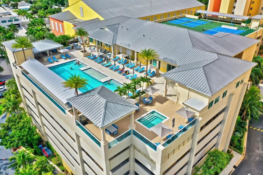 2640 Lake Shore Drive #1716 Riviera Beach, FL 33404