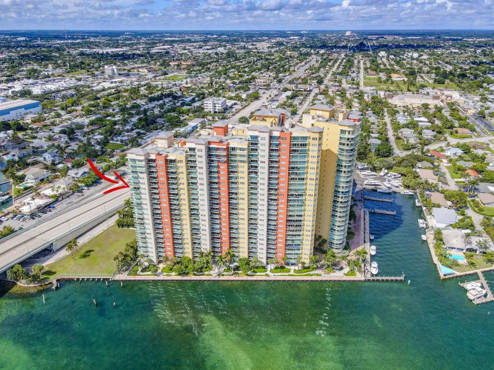 2640 Lake Shore Drive #1716 Riviera Beach, FL 33404