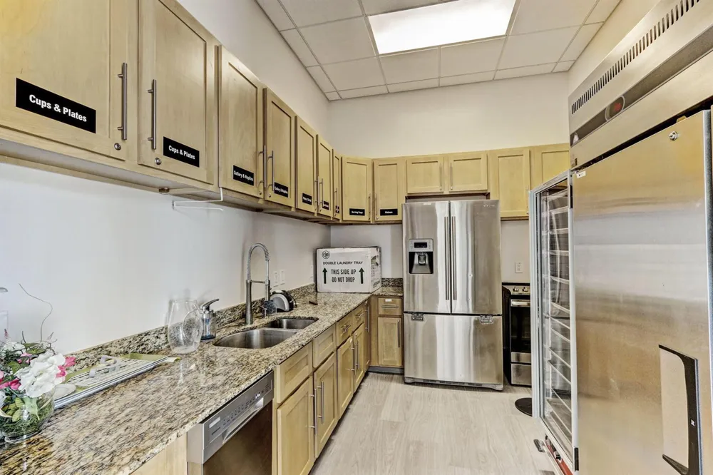 2640 Lake Shore Drive #1716 Riviera Beach, FL 33404