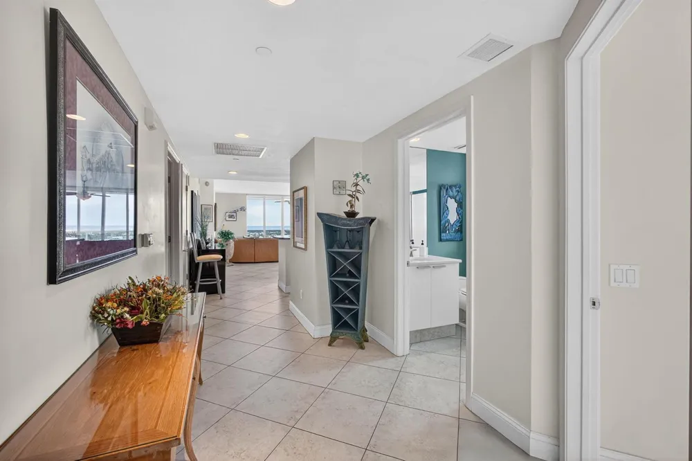 2640 Lake Shore Drive #1716 Riviera Beach, FL 33404