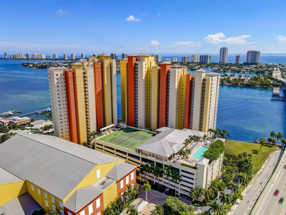 2640 Lake Shore Drive #1716 Riviera Beach, FL 33404