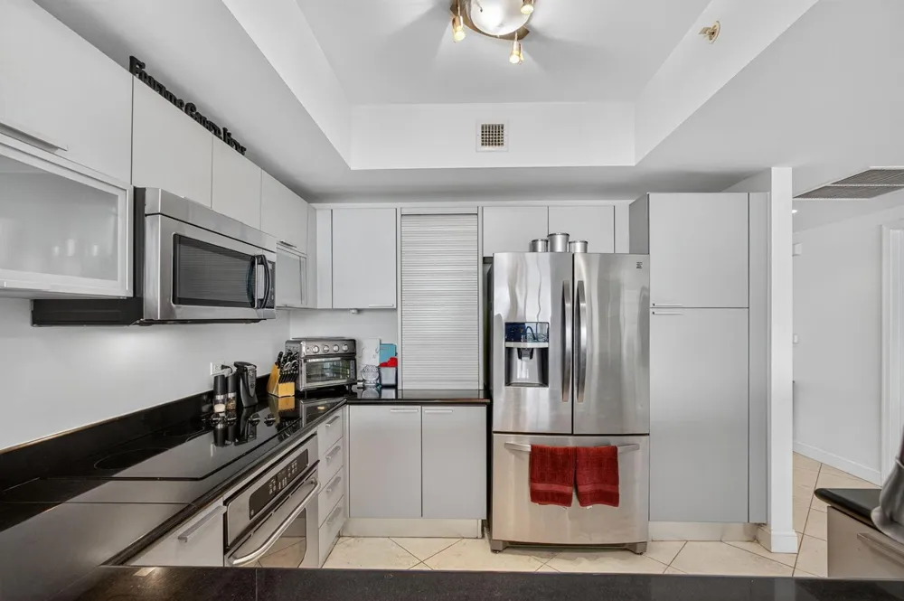 2640 Lake Shore Drive #1716 Riviera Beach, FL 33404