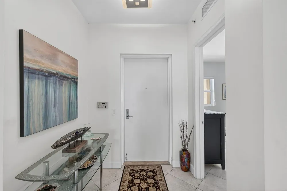 2640 Lake Shore Drive #1716 Riviera Beach, FL 33404