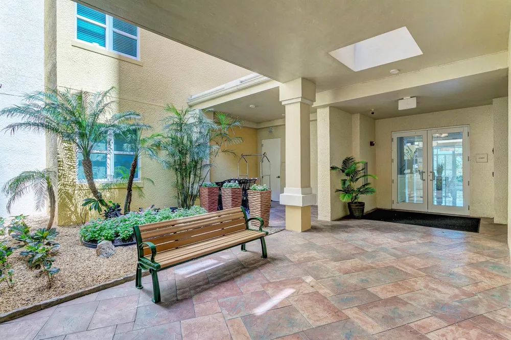 2640 Lake Shore Drive #1716 Riviera Beach, FL 33404