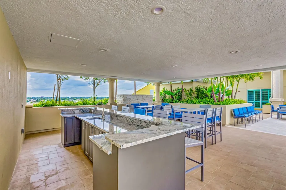 2640 Lake Shore Drive #1716 Riviera Beach, FL 33404