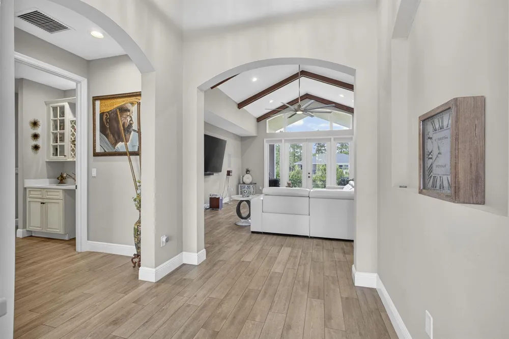 17145 Hamlin Boulevard Loxahatchee, FL 33470