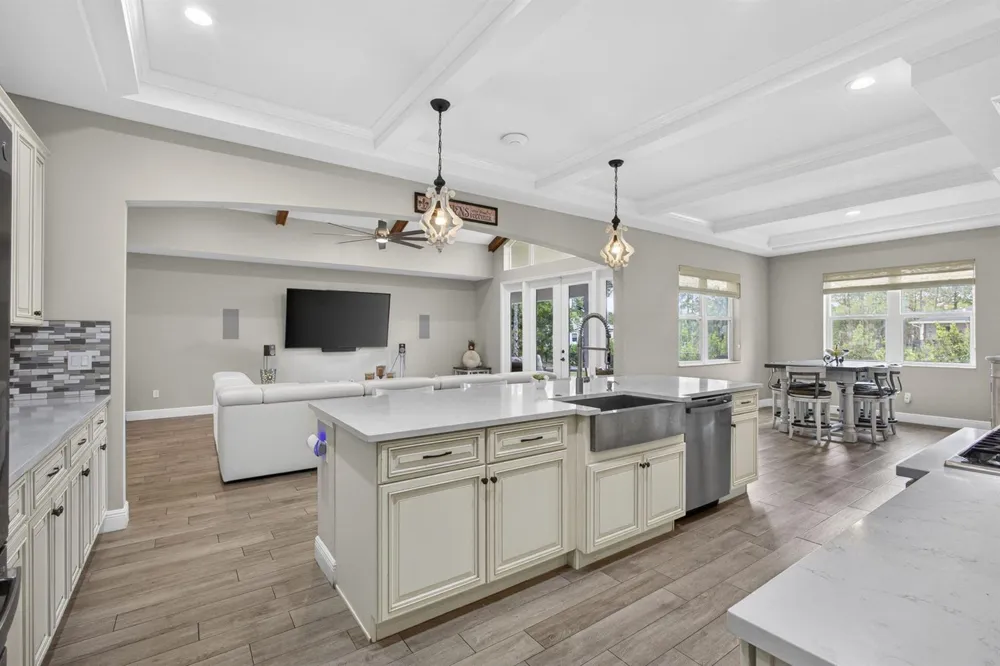 17145 Hamlin Boulevard Loxahatchee, FL 33470