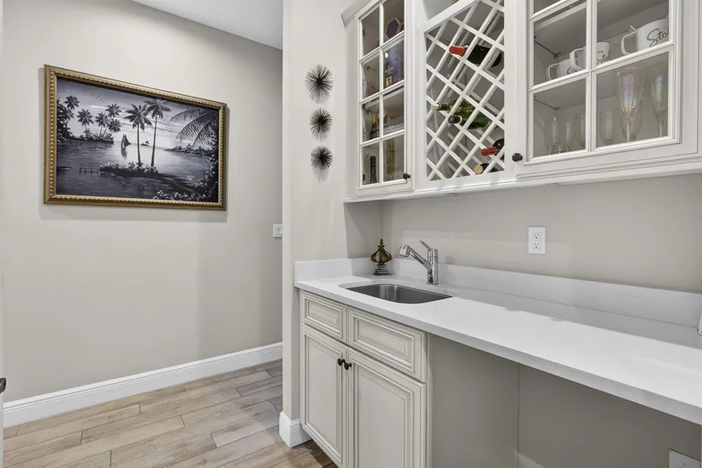 17145 Hamlin Boulevard Loxahatchee, FL 33470