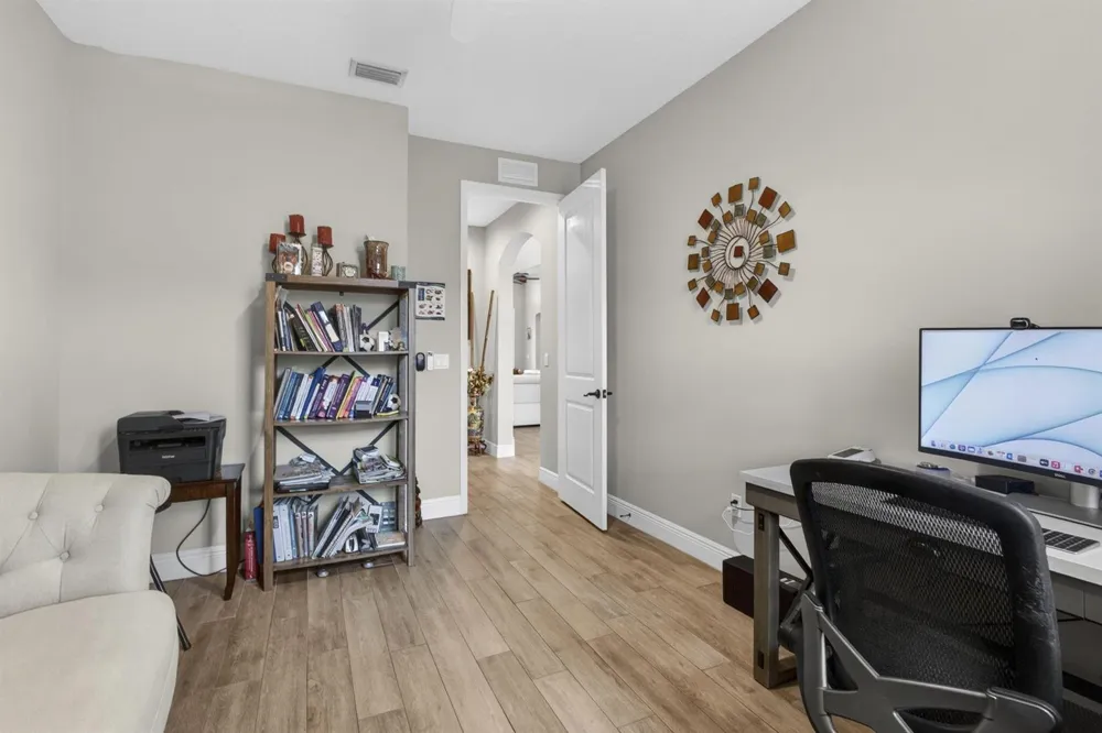 17145 Hamlin Boulevard Loxahatchee, FL 33470