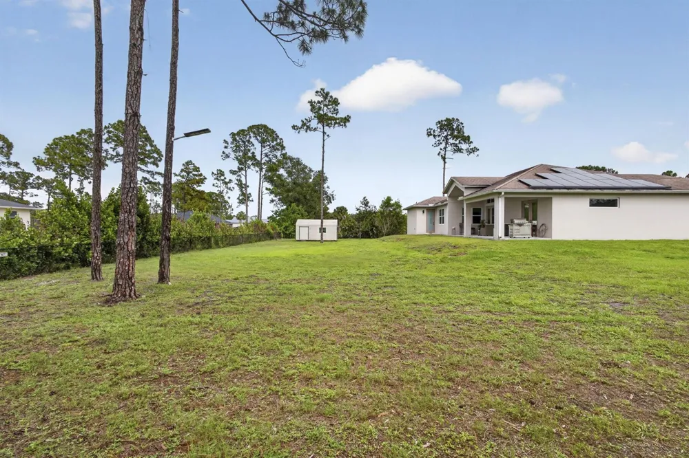 17145 Hamlin Boulevard Loxahatchee, FL 33470