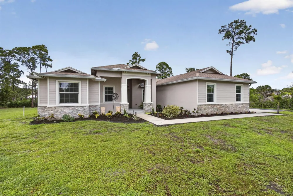 17145 Hamlin Boulevard Loxahatchee, FL 33470