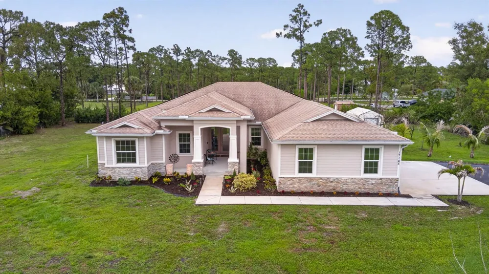17145 Hamlin Boulevard Loxahatchee, FL 33470