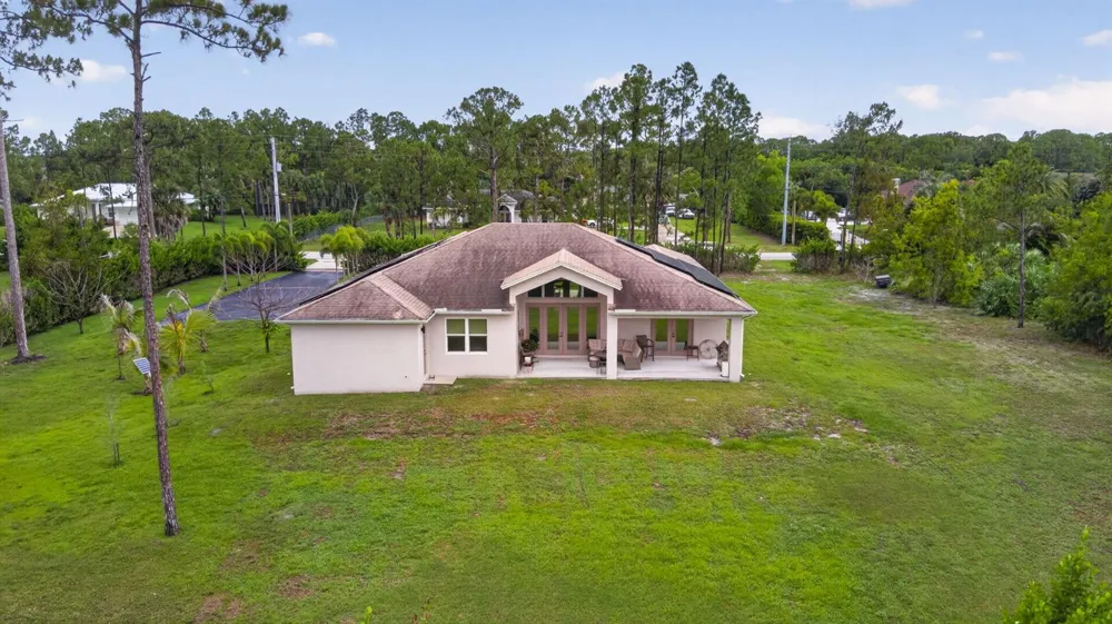 17145 Hamlin Boulevard Loxahatchee, FL 33470