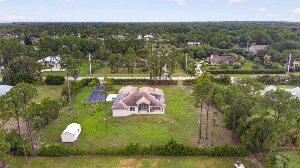 17145 Hamlin Boulevard Loxahatchee, FL 33470