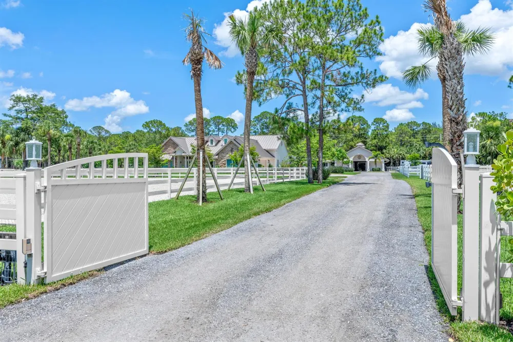 1464 Stallion Drive Loxahatchee, FL 33470