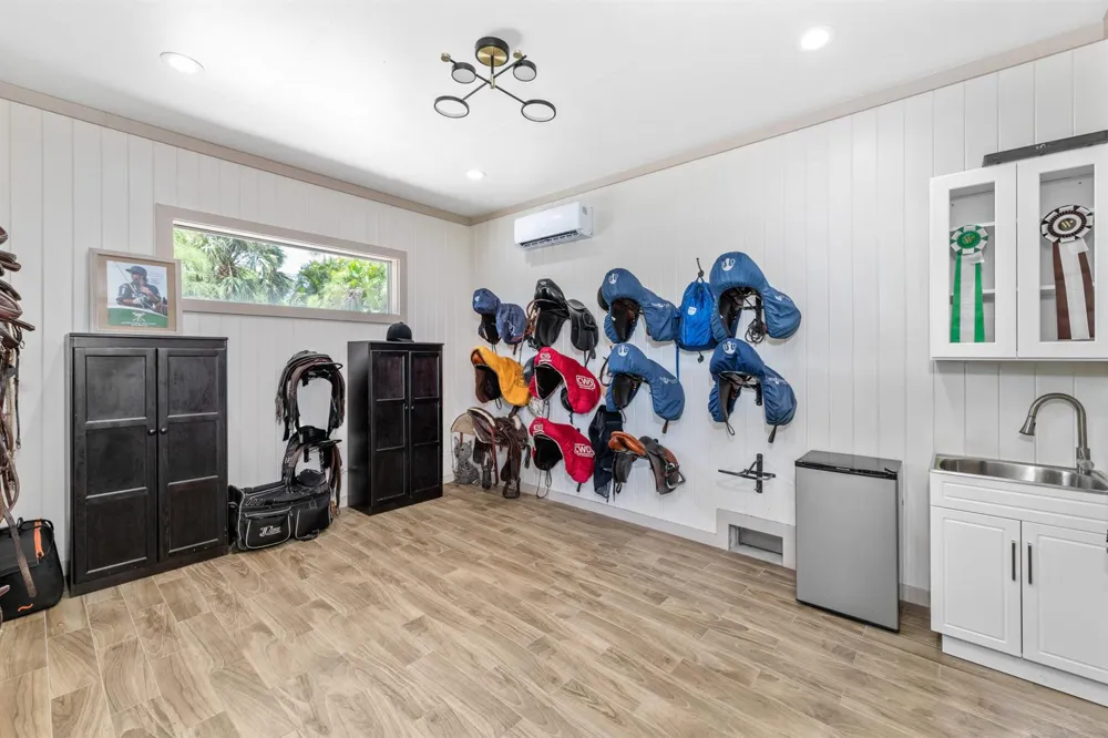 1464 Stallion Drive Loxahatchee, FL 33470