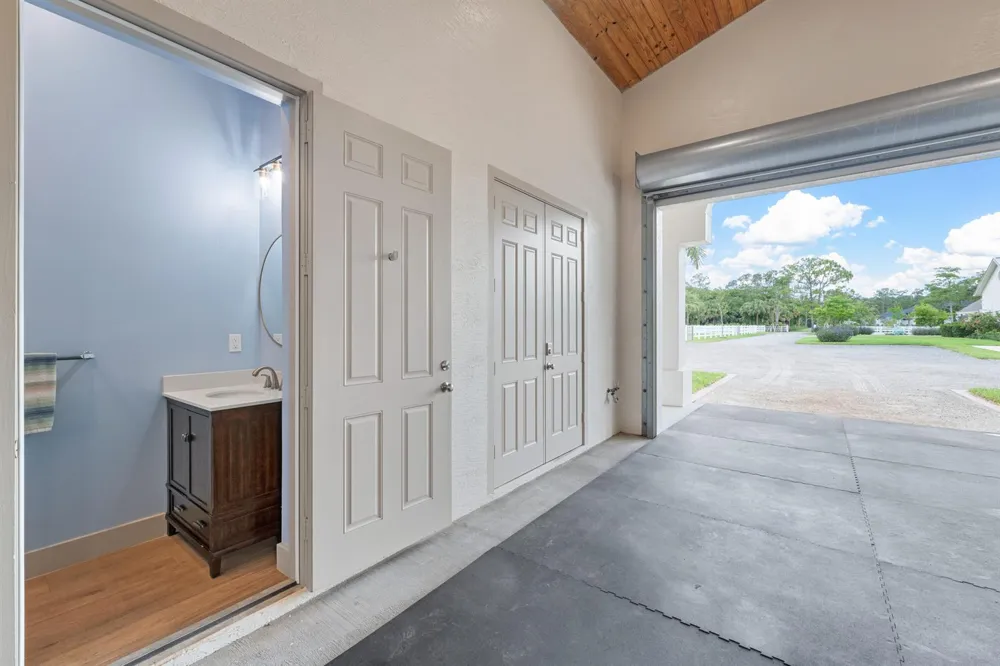 1464 Stallion Drive Loxahatchee, FL 33470