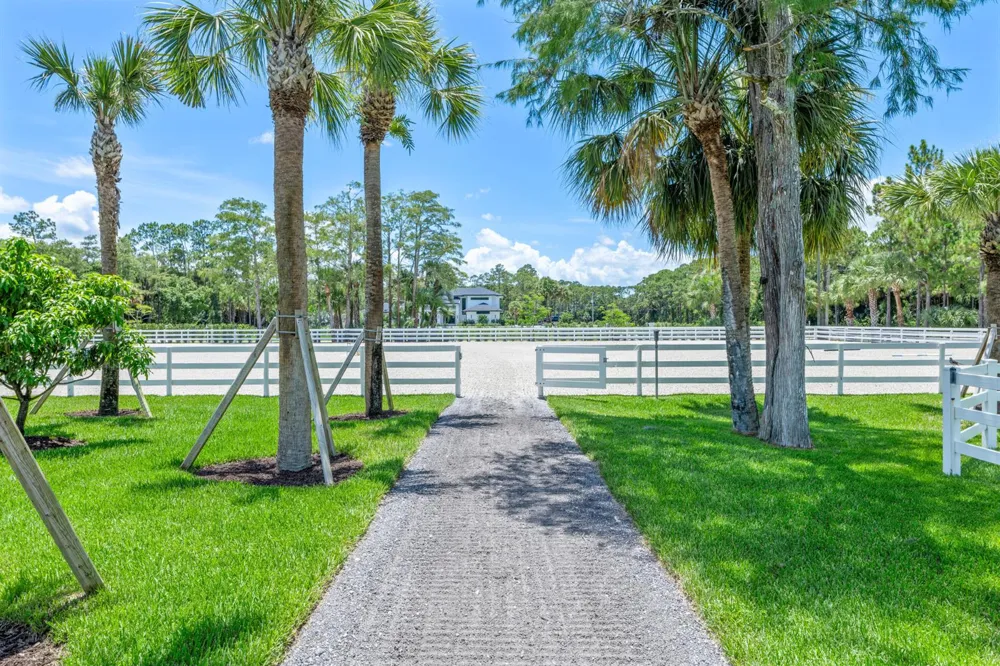 1464 Stallion Drive Loxahatchee, FL 33470