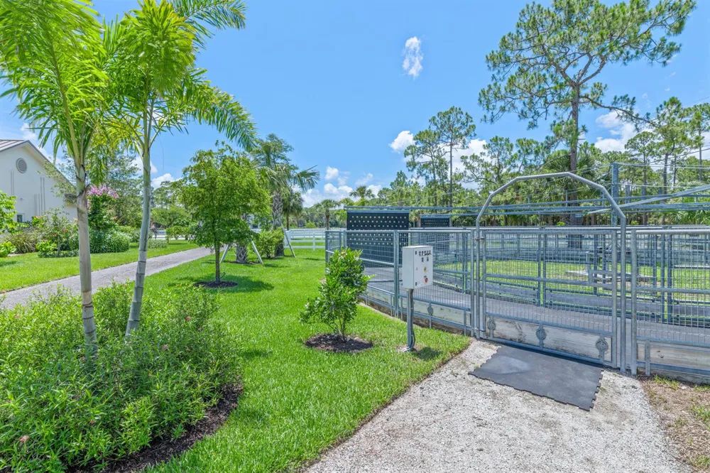 1464 Stallion Drive Loxahatchee, FL 33470