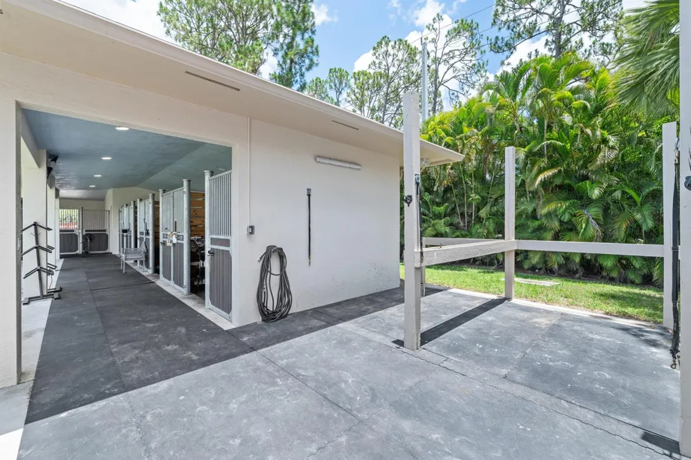 1464 Stallion Drive Loxahatchee, FL 33470