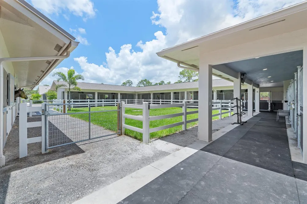 1464 Stallion Drive Loxahatchee, FL 33470
