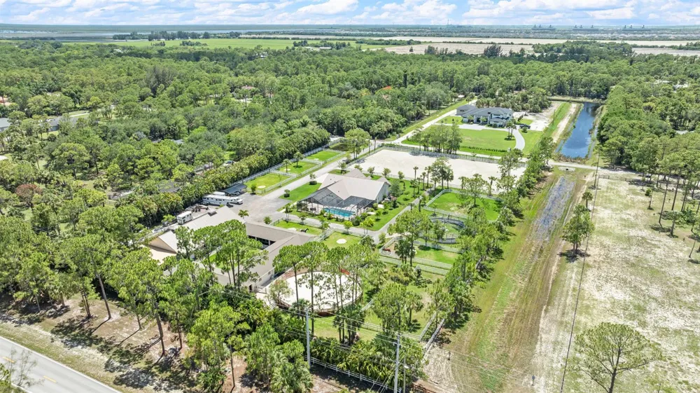 1464 Stallion Drive Loxahatchee, FL 33470