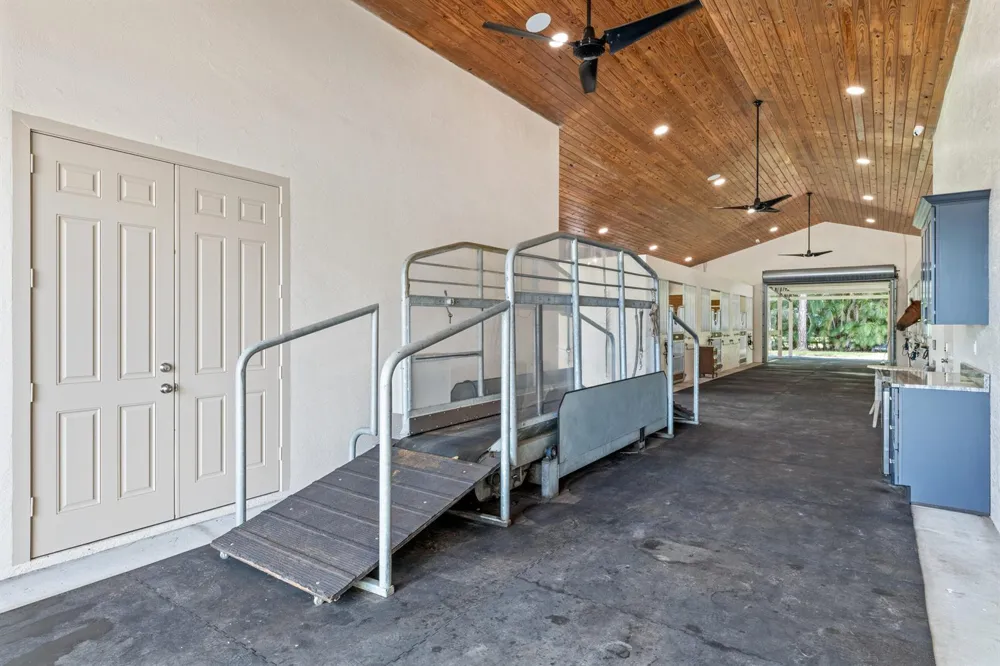 1464 Stallion Drive Loxahatchee, FL 33470
