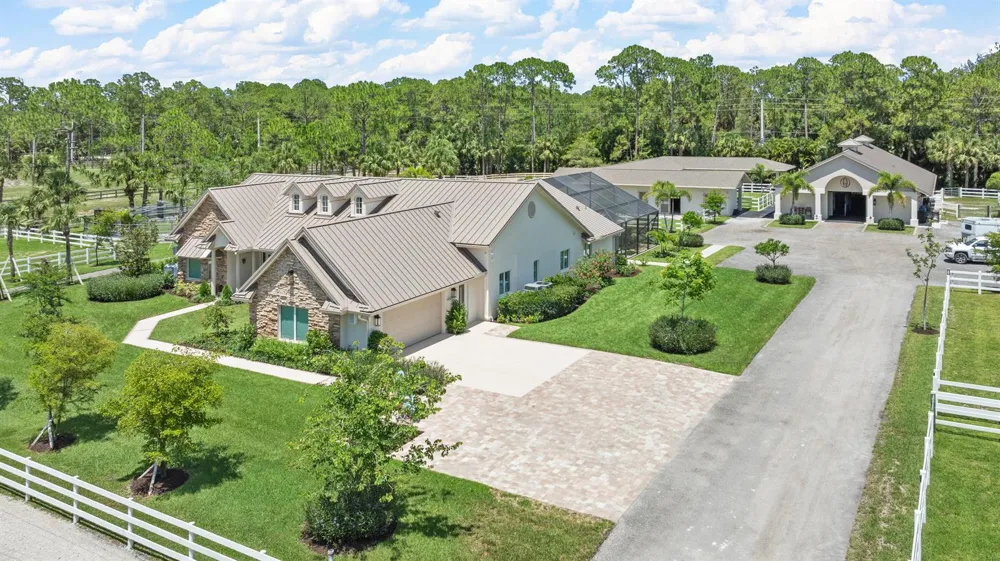 1464 Stallion Drive Loxahatchee, FL 33470