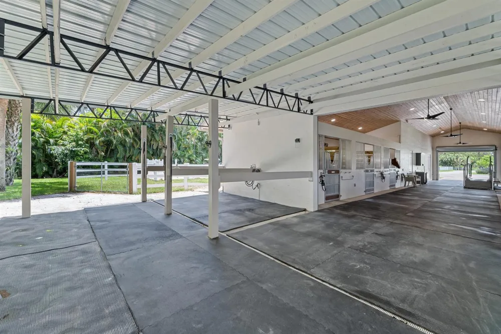 1464 Stallion Drive Loxahatchee, FL 33470