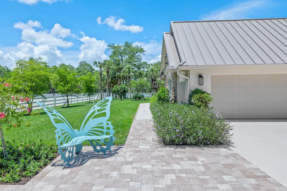 1464 Stallion Drive Loxahatchee, FL 33470