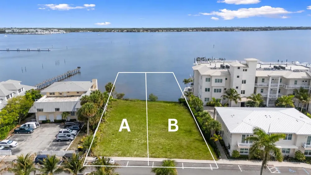 39 SE Seminole Street Stuart, FL 34994