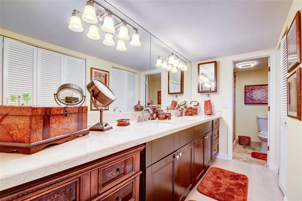 5555 Ocean Boulevard #37 Lauderdale By The Sea, FL 33308