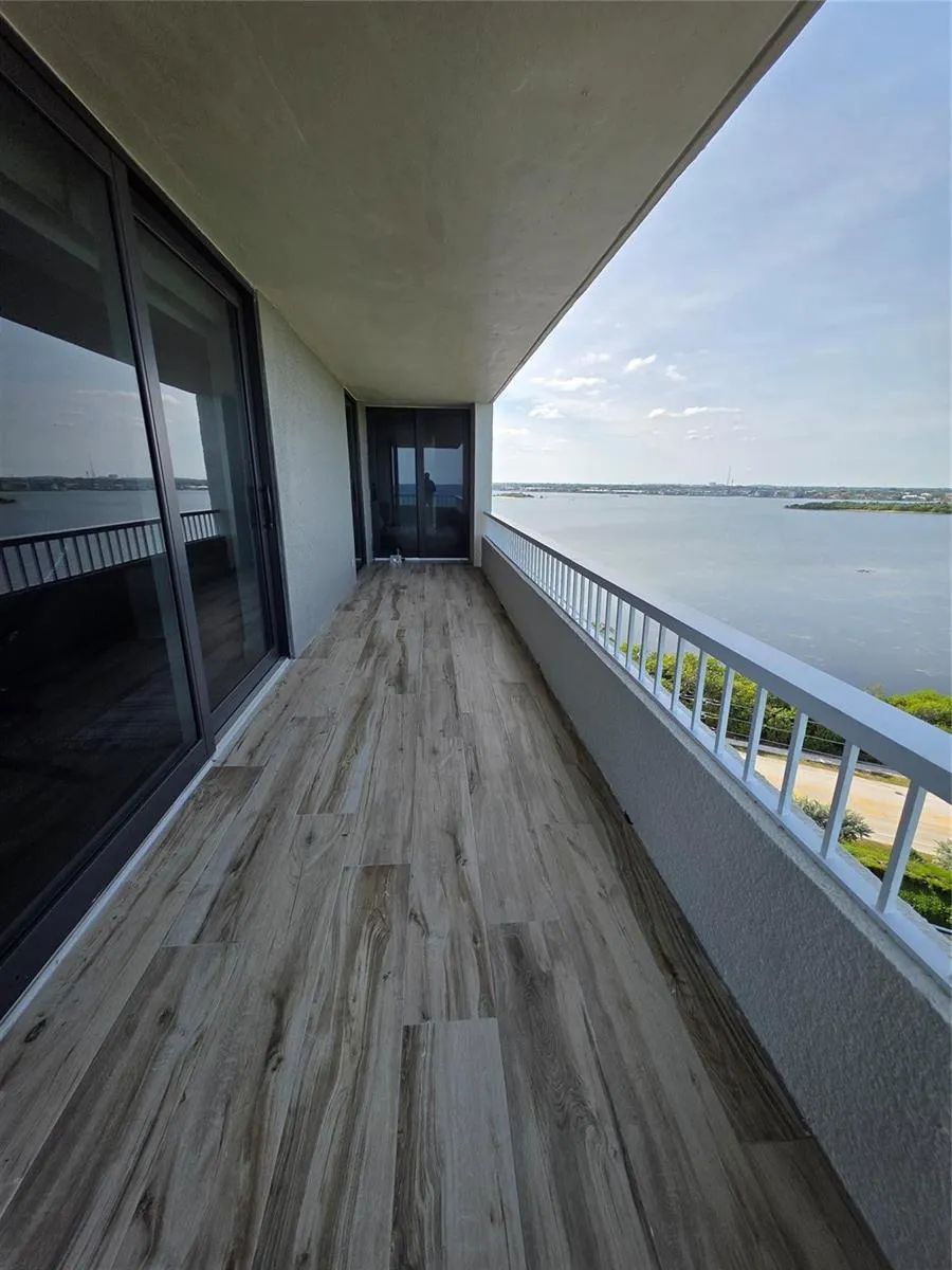 5550 Ocean Drive Riviera Beach, FL 33404
