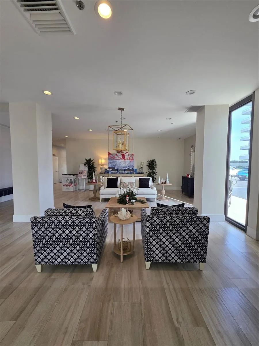5550 Ocean Drive Riviera Beach, FL 33404