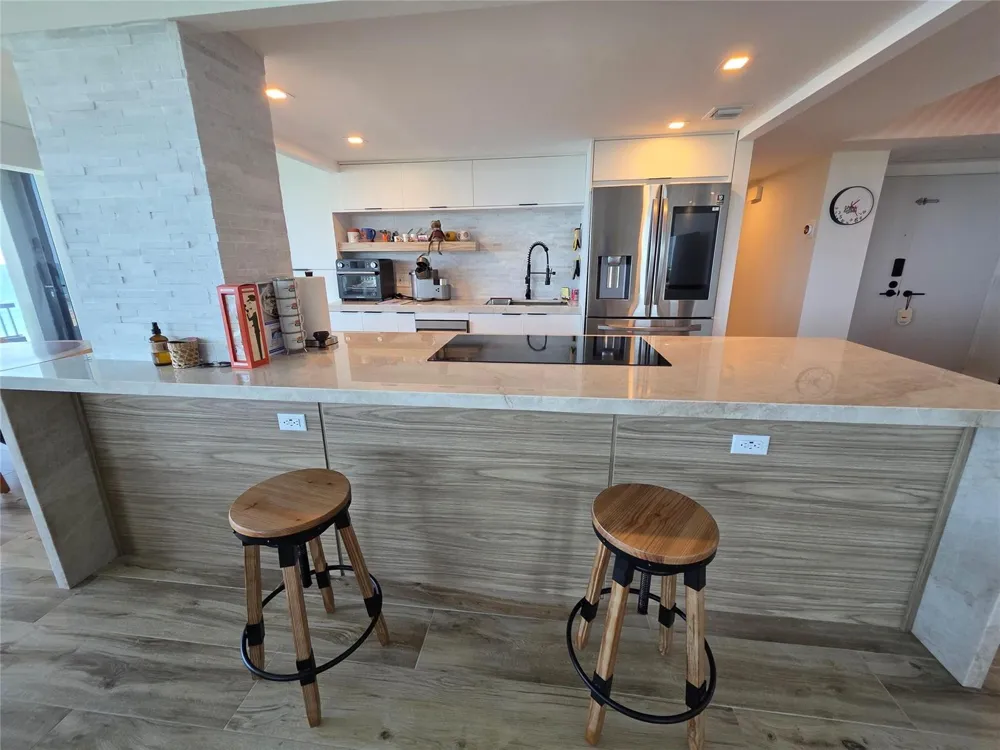 5550 Ocean Drive Riviera Beach, FL 33404