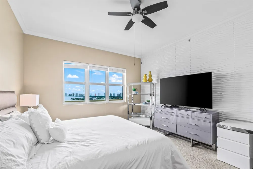 2650 Lake Shore Drive #2403 Riviera Beach, FL 33404