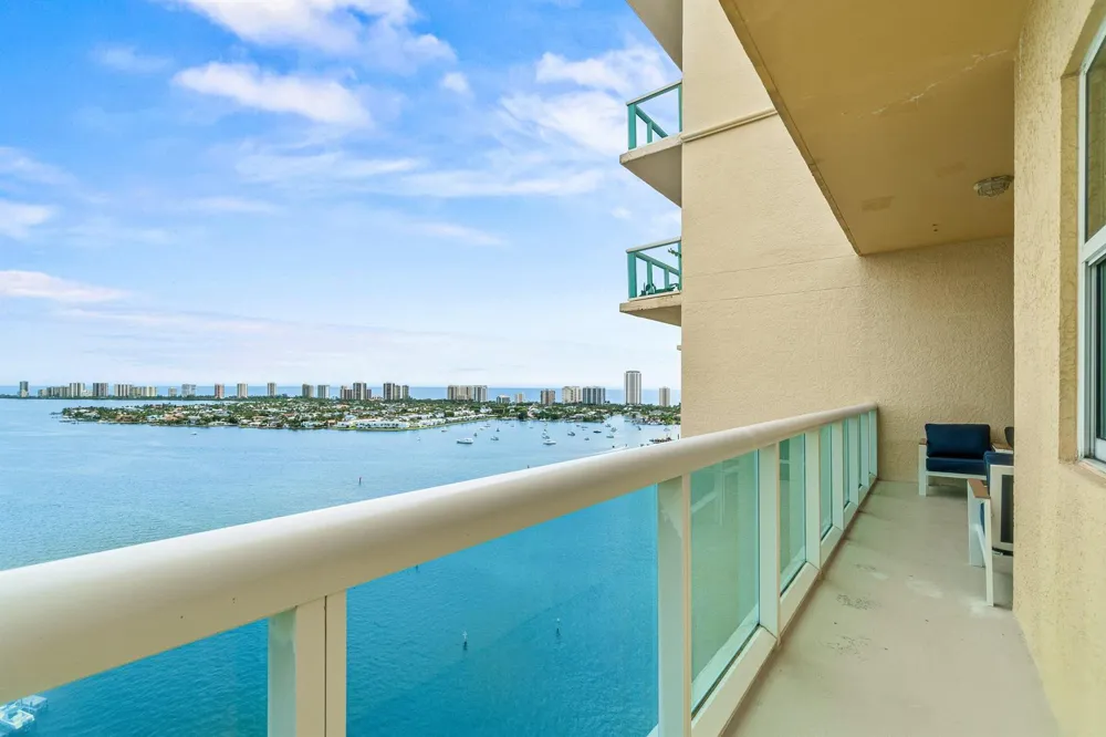2650 Lake Shore Drive #2403 Riviera Beach, FL 33404