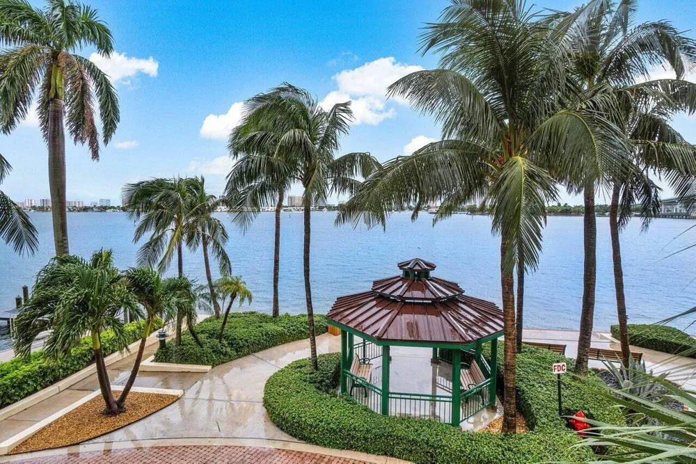 2650 Lake Shore Drive #2403 Riviera Beach, FL 33404