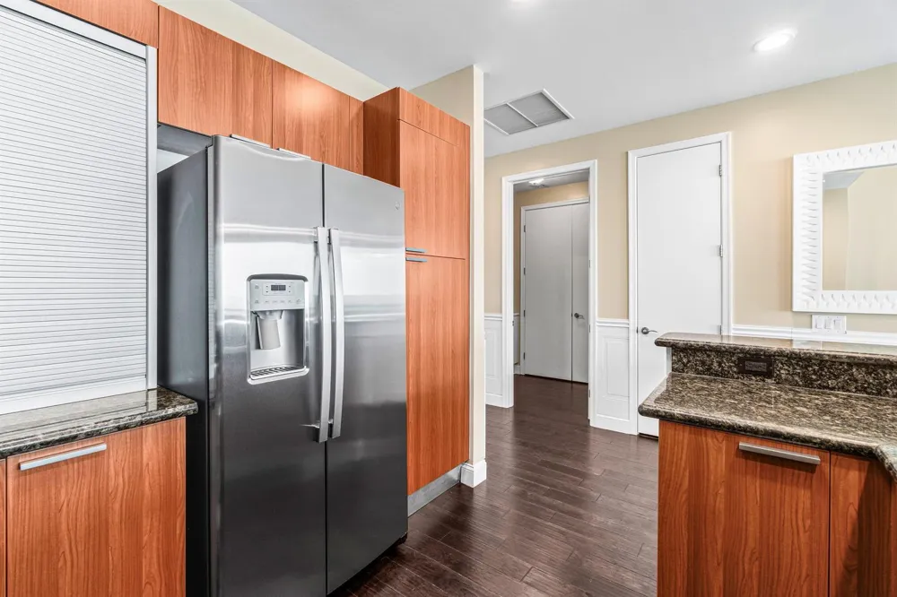 2650 Lake Shore Drive #2403 Riviera Beach, FL 33404