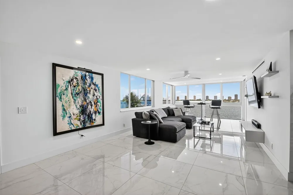 301 Lake Shore Drive #801 Lake Park, FL 33403