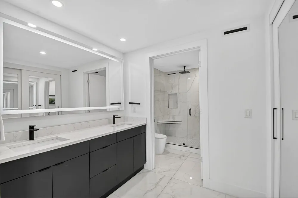 301 Lake Shore Drive #801 Lake Park, FL 33403
