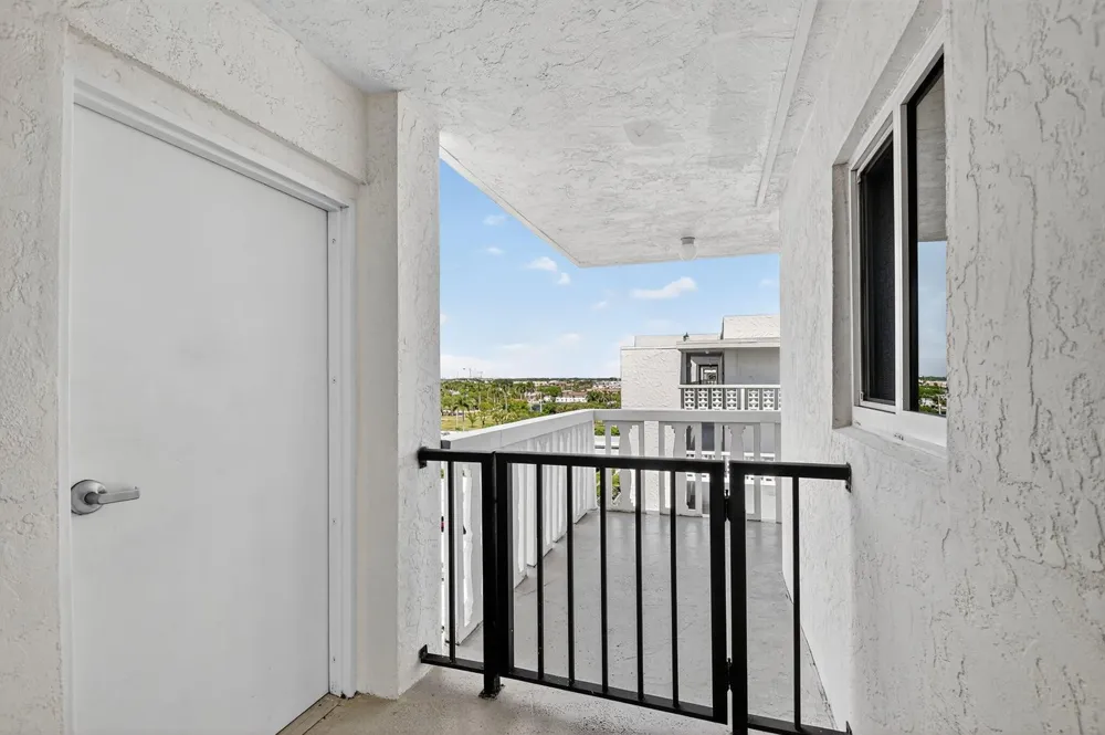 301 Lake Shore Drive #801 Lake Park, FL 33403
