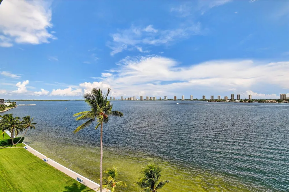 301 Lake Shore Drive #801 Lake Park, FL 33403