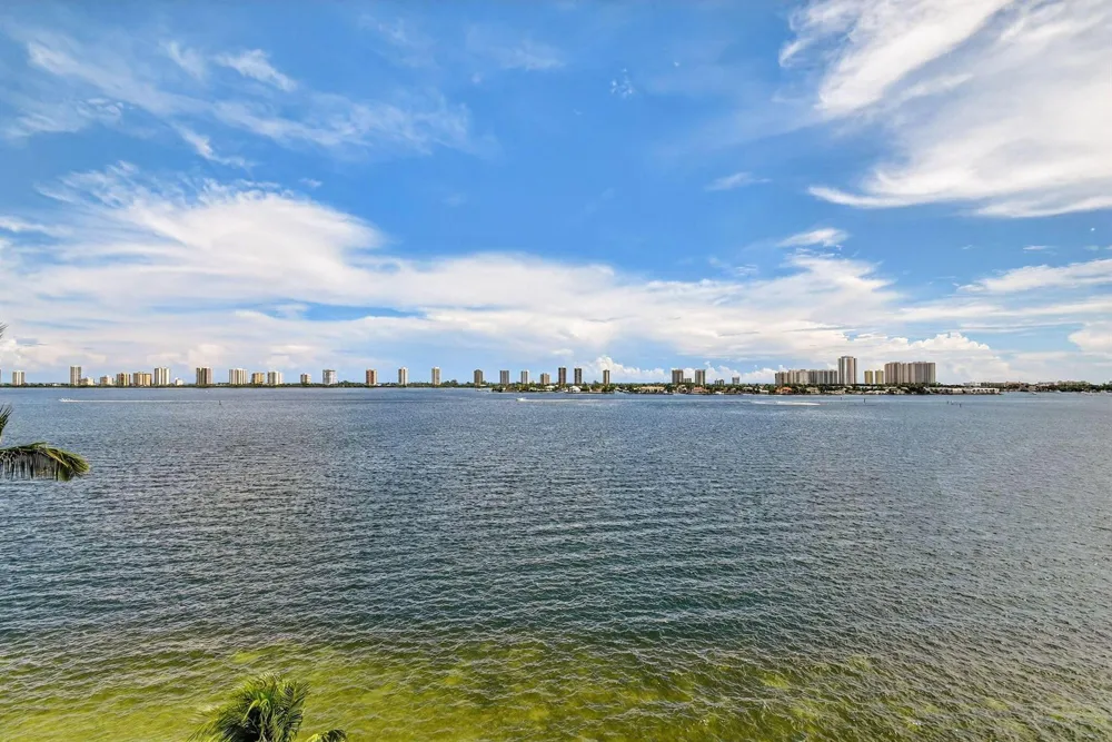 301 Lake Shore Drive #801 Lake Park, FL 33403
