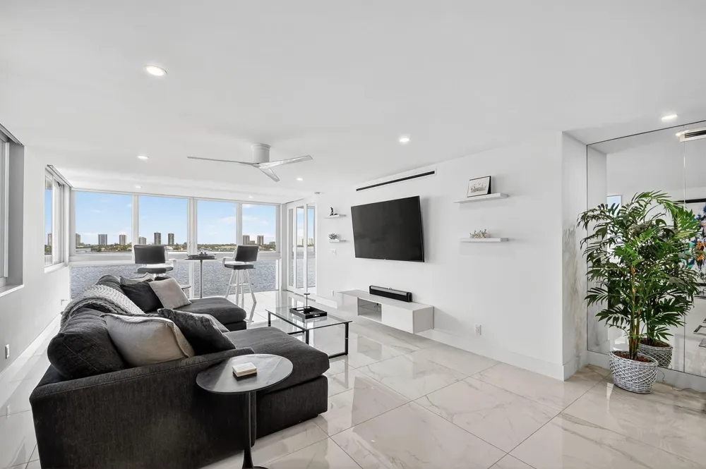 301 Lake Shore Drive #801 Lake Park, FL 33403