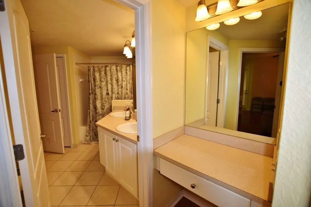 11016 Legacy Drive #103 Palm Beach Gardens, FL 33410